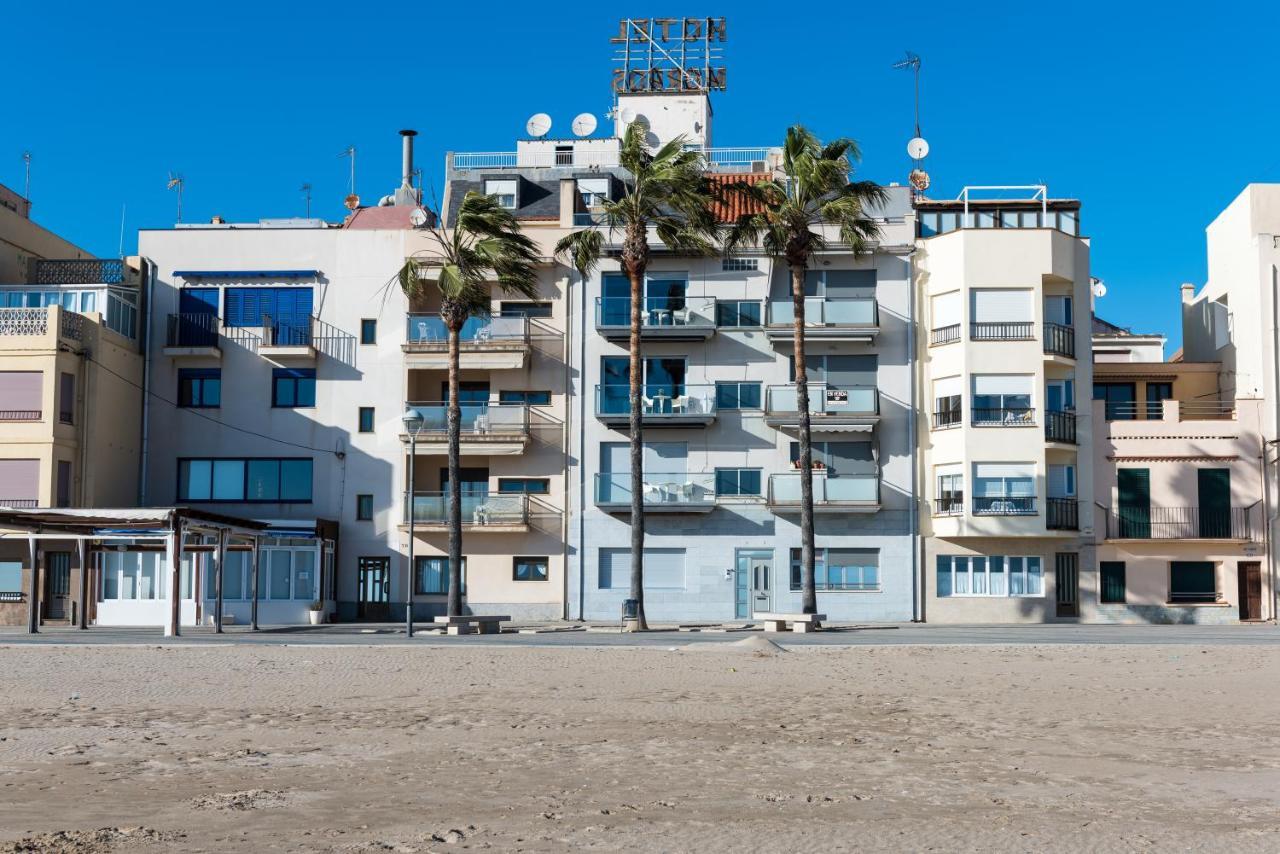 Hauzify I Apartaments Grup Claustre Torredembarra Exterior photo